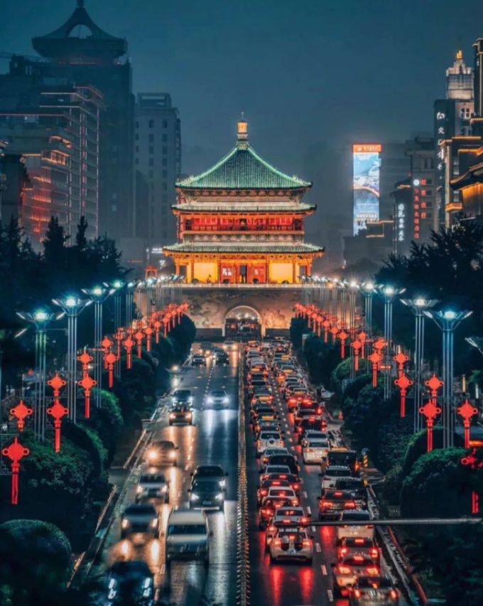 打开刷爆抖音的美食之都--西安