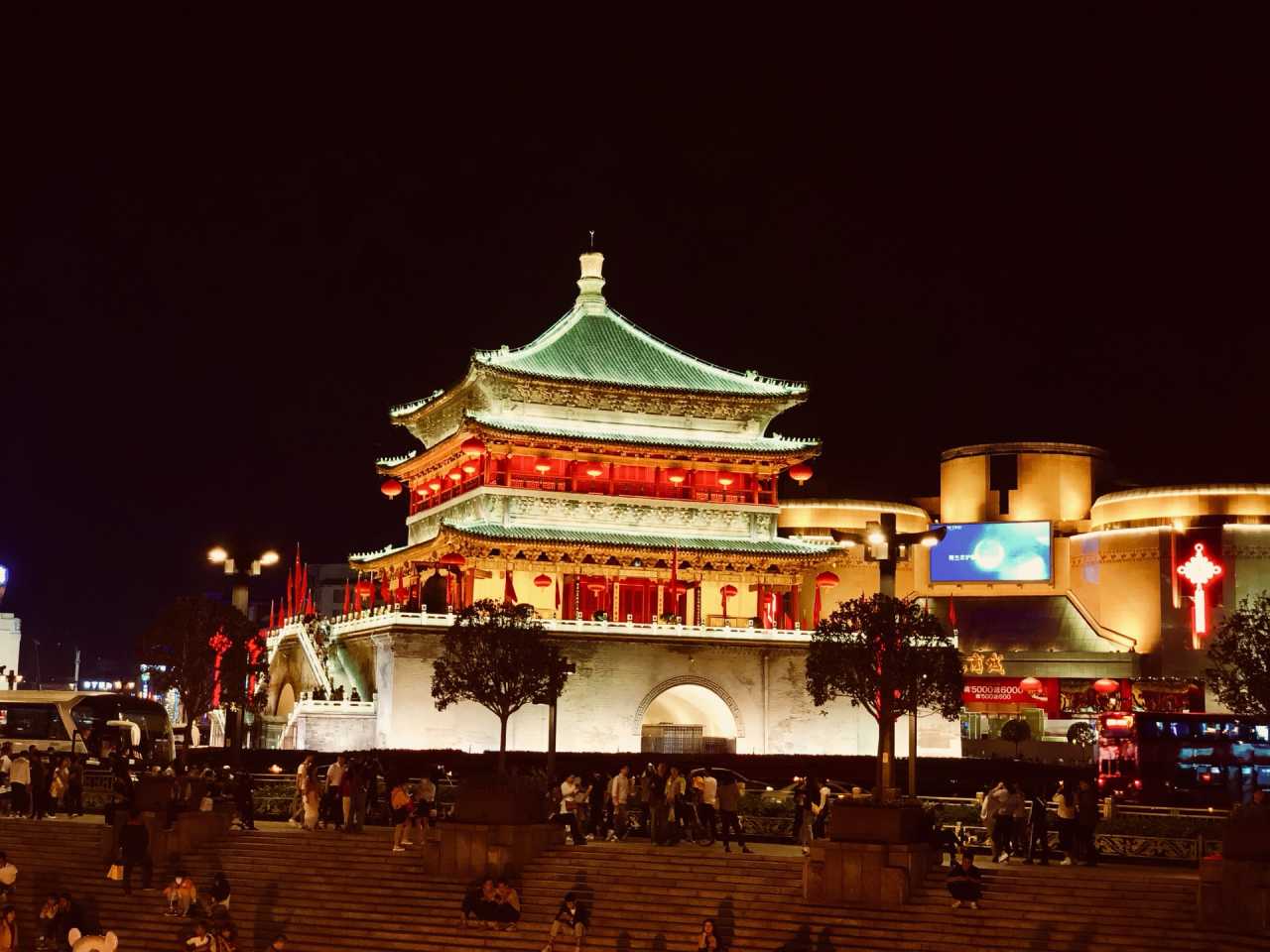 西安6天5晚旅游攻略 含必打卡美食 含华山法门寺茂陵乾陵行程