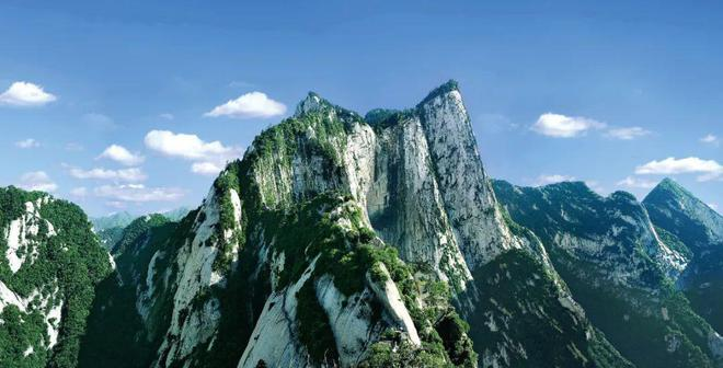 华山旅游交通指南：如何选择合适的车站？
