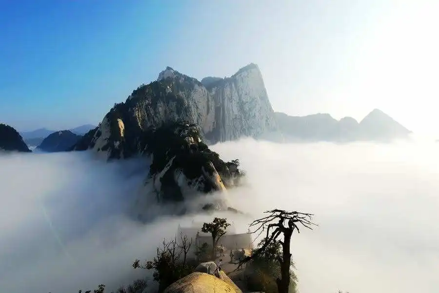华山索道登山指南：选择最佳起点，轻松上山赏美景