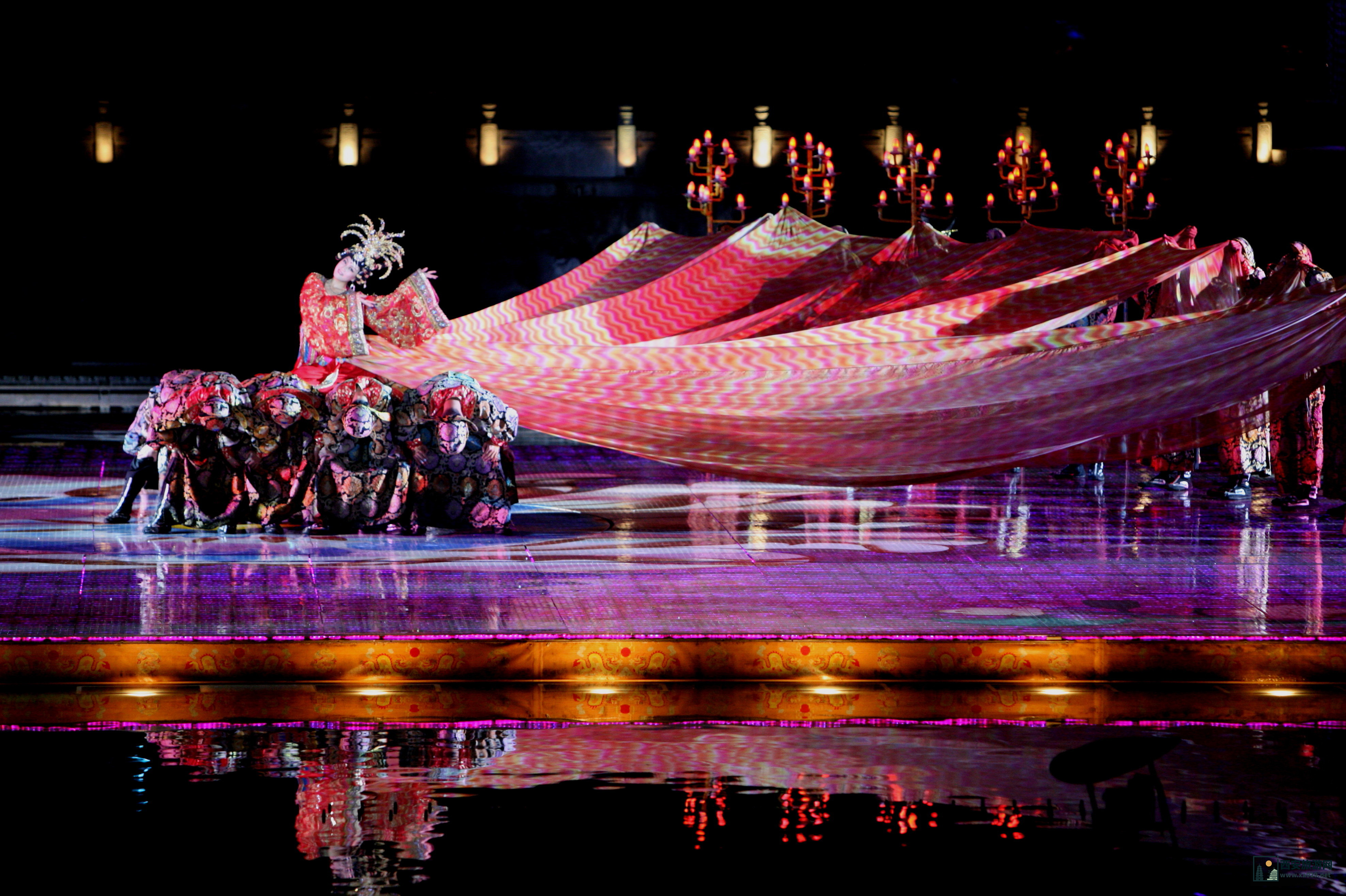 《长恨歌》演出门票预订攻略：是否需要提前购票？