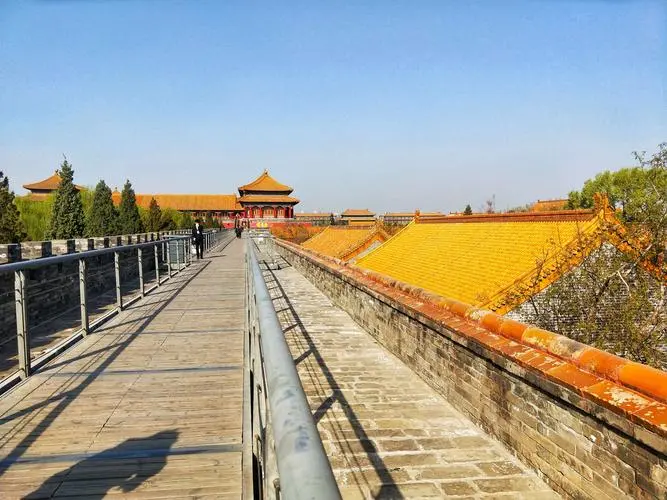 西安城墙：历史韵味与现代风采交融的旅游景点