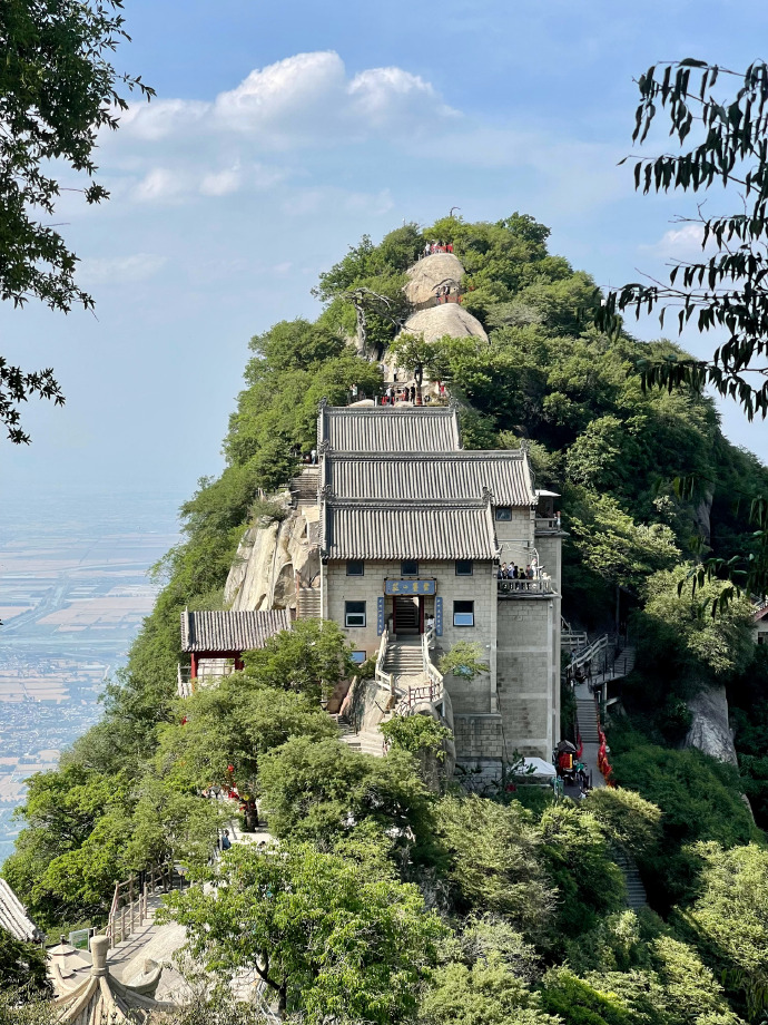 华山海拔2154千米对吗