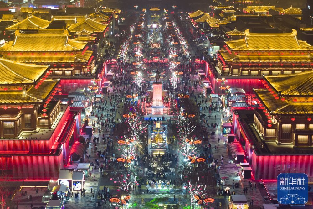 大唐不夜城游玩攻略：穿越古今，尽享盛世繁华
