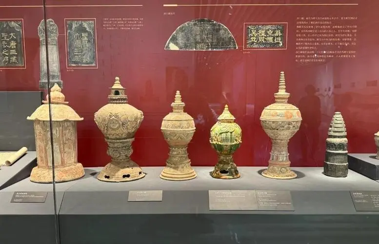 打卡陕西历史博物馆的句子