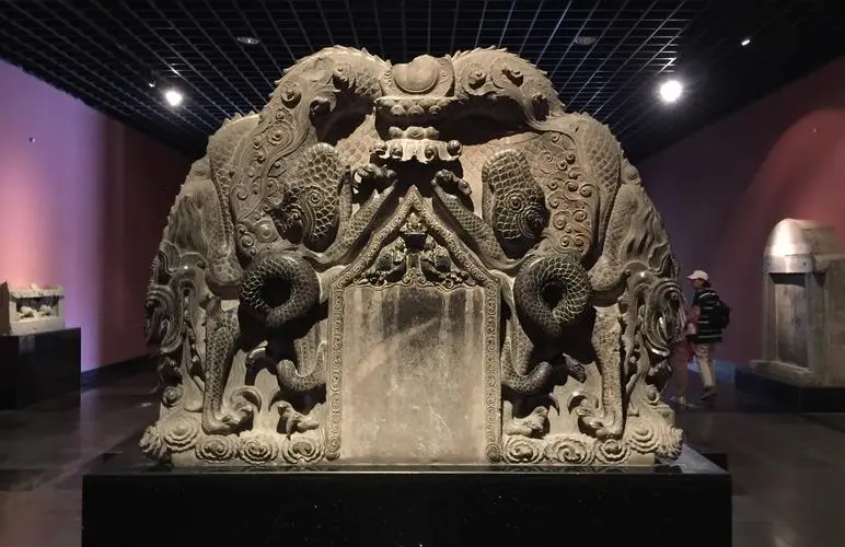 西安碑林旅游景点推荐：探索好玩的碑林景点