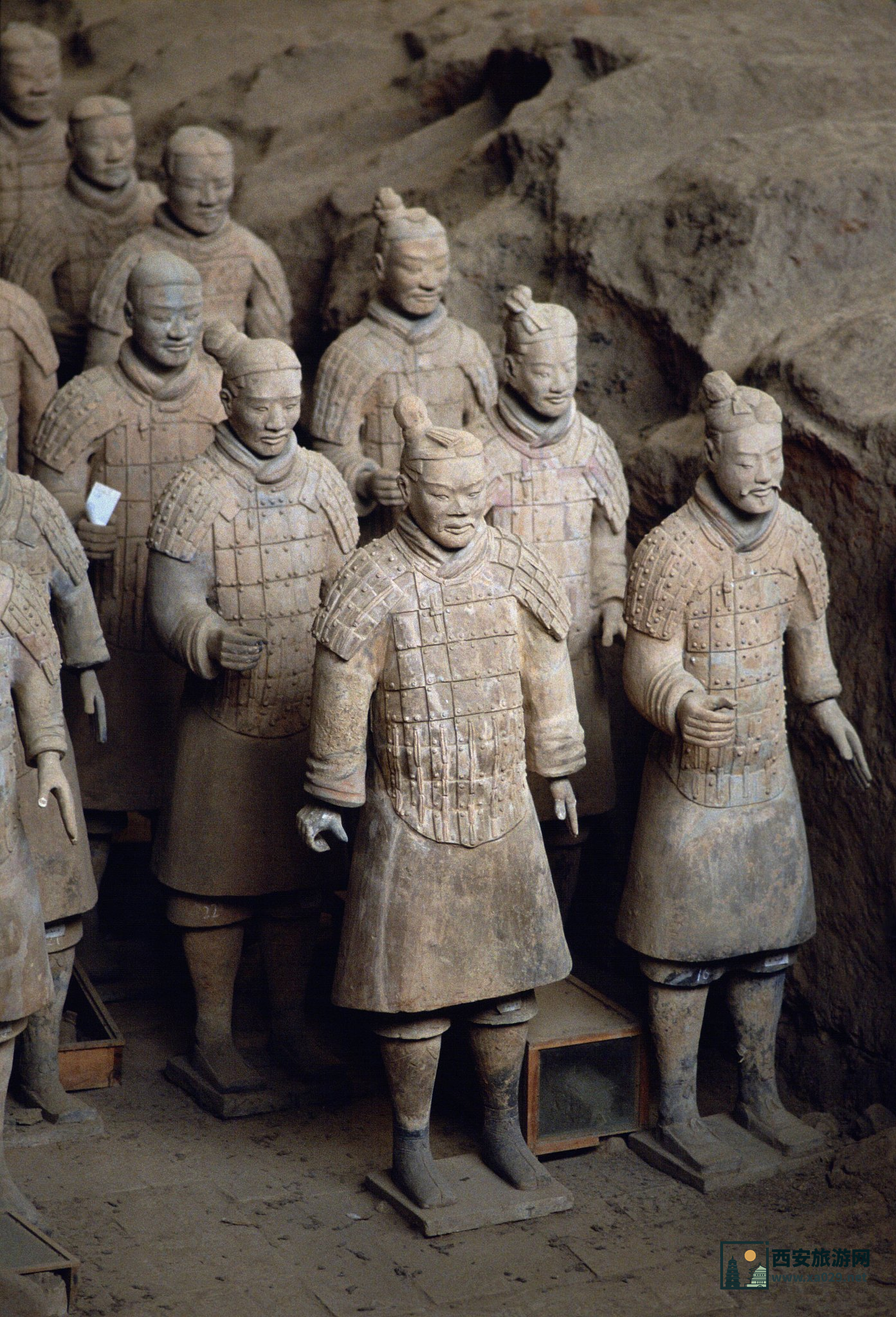 "西安兵马俑景区直通车票价查询及预订指南"