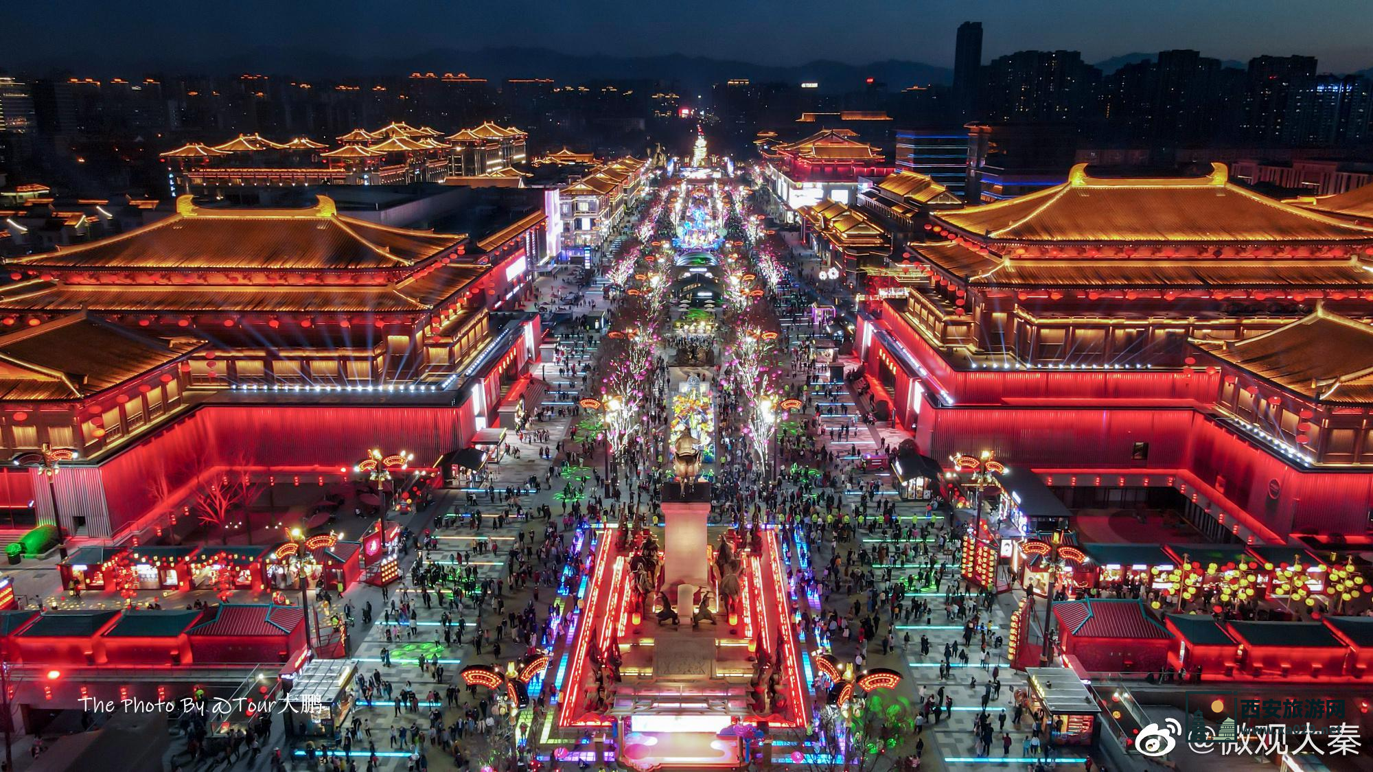 "西安热门景点对比：不夜城VS大唐芙蓉园，哪个更好玩？"