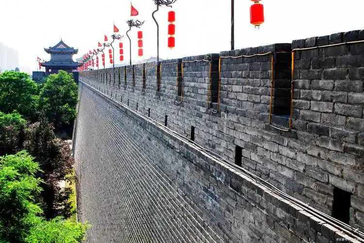 西安城墙白天好看吗现在