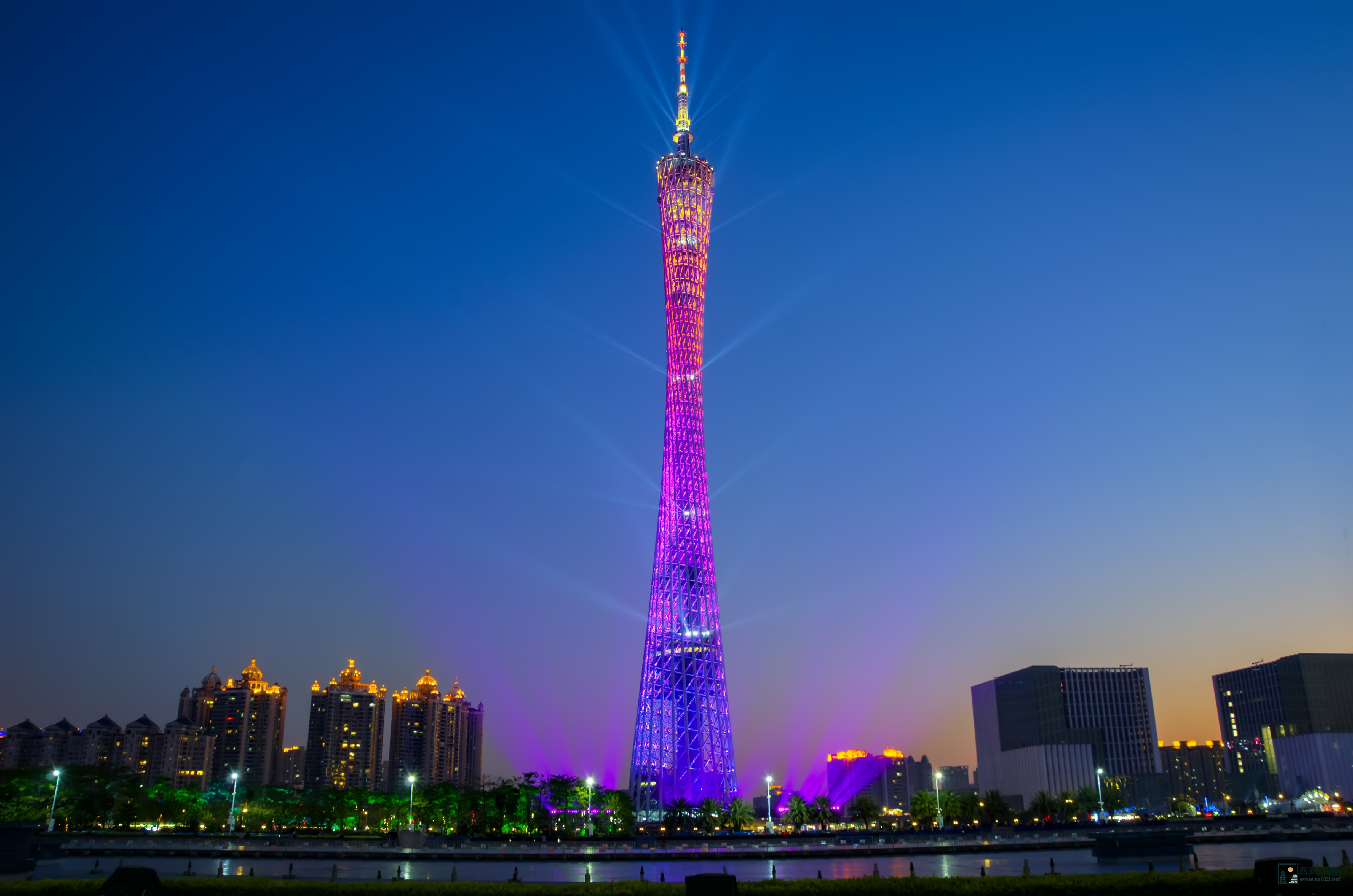 广州三日游自由行住宿全攻略（2025最新版）：从珠江夜景到老城烟火