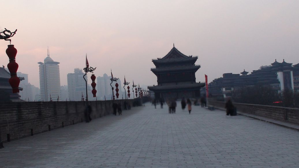 一个人去西安旅游大概多少钱呢