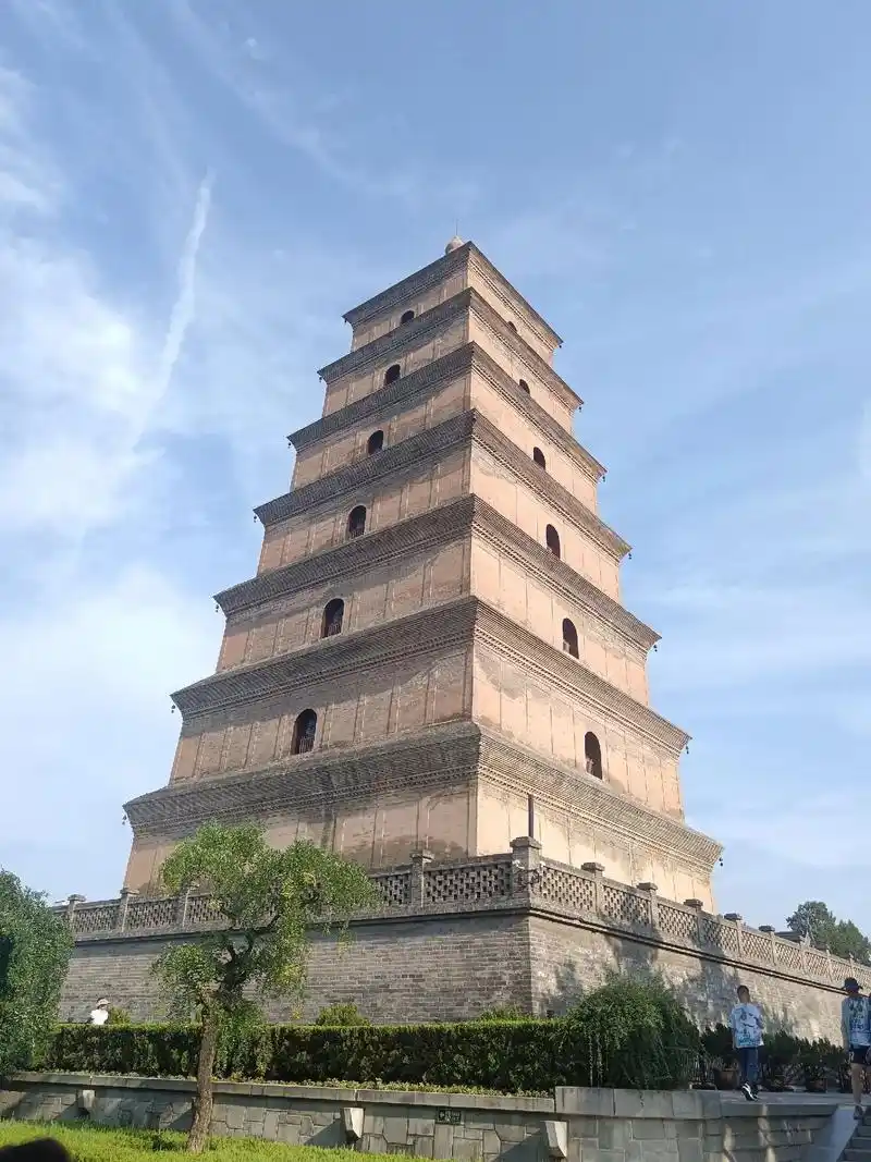 大雁塔和小雁塔的区别图片
