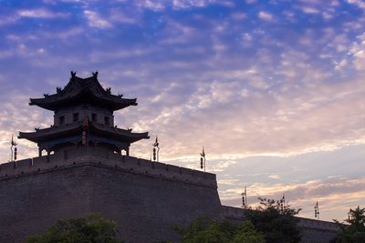西安城墙白天去好还是夜晚去好呢