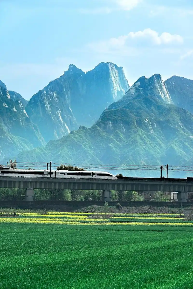 华山顶上住宿一晚多少钱
