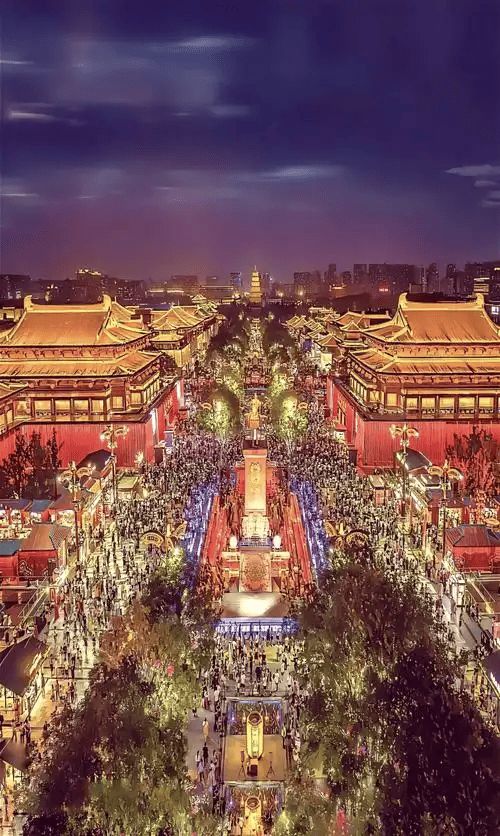 大雁塔晚上有什么好玩的