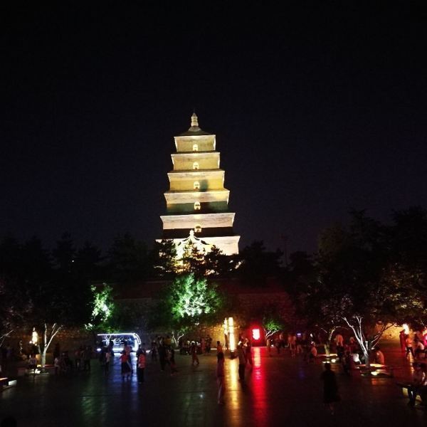 大雁塔晚上开门吗