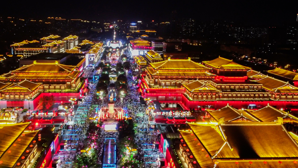 大唐不夜城表演攻略：最佳游览顺序，一场演出都不错过！