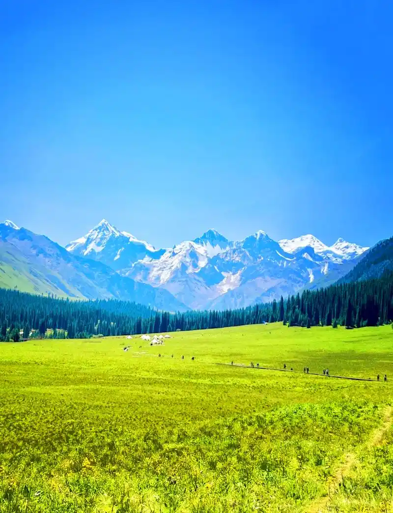 新疆必去的10个景区