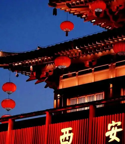 大唐不夜城晚上到几点结束