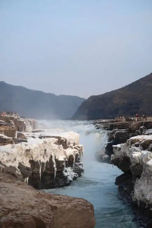壶口瀑布冬景