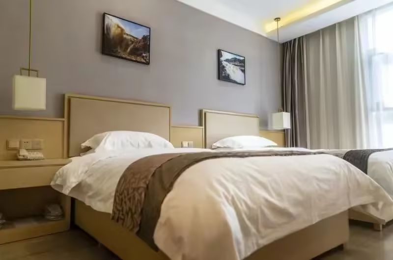 从西安去壶口瀑布住哪里好