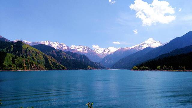 新疆旅游自由行全攻略