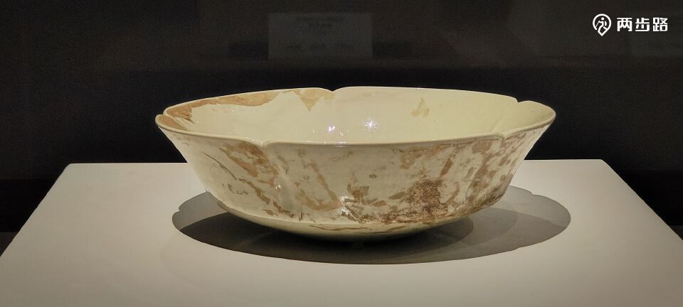 法门寺地宫秘色瓷莲花碗