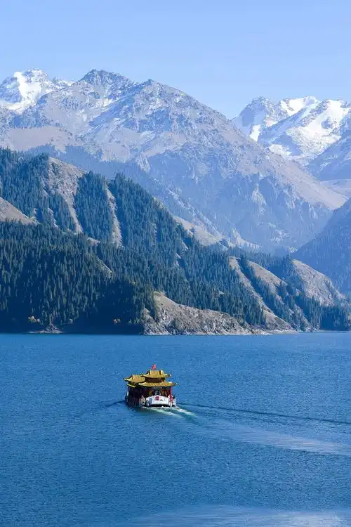 新疆旅游10天攻略