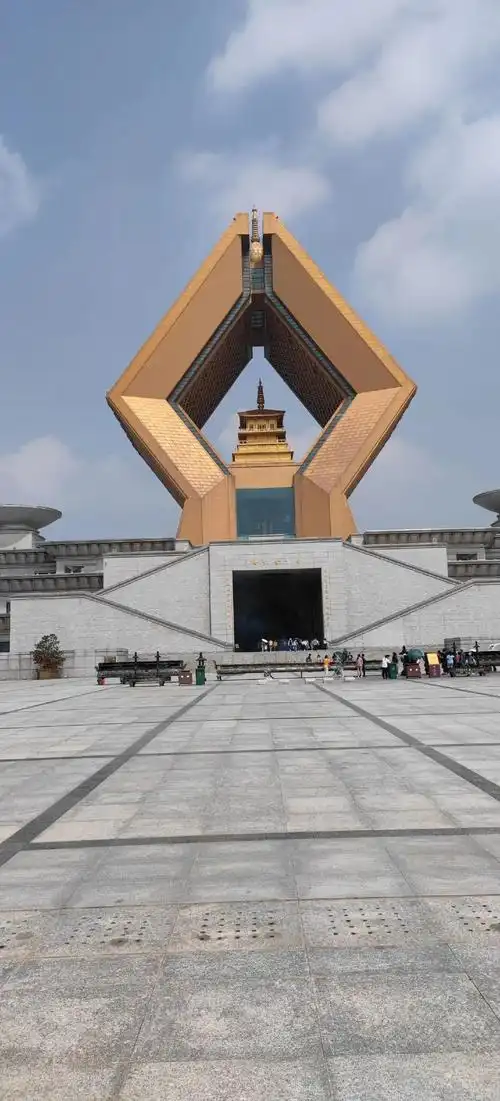 去法门寺怎么拜