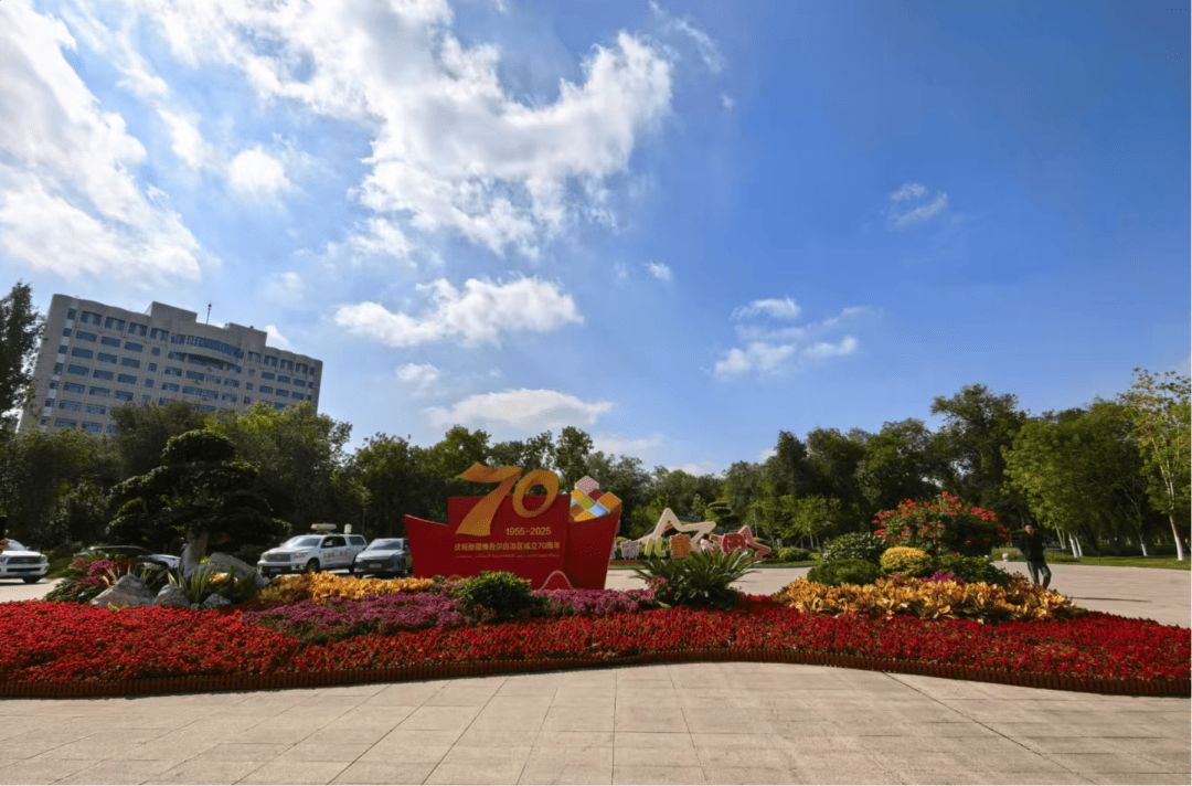 新疆旅游必去景点大全