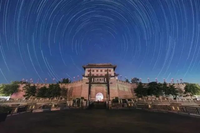 西安城墙怎么玩