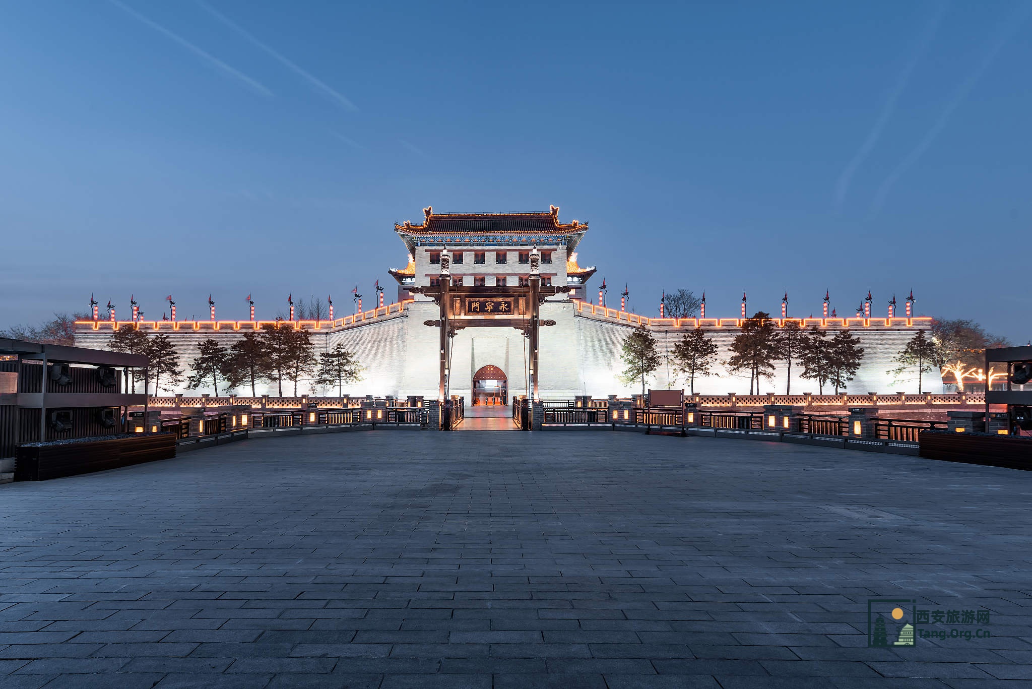 西安城墙玩什么