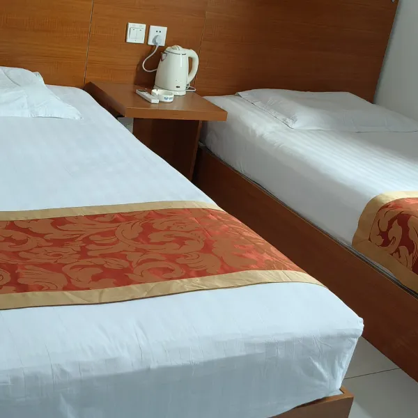 长红招待所基本介绍-西安酒店预定一律低至6折