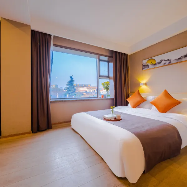 云憩精品酒店(钟鼓楼回民街店)基本介绍-西安酒店预定一律低至6折