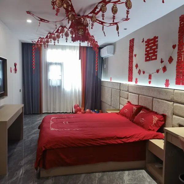 西安龙辉大酒店基本介绍-西安酒店预定一律低至6折