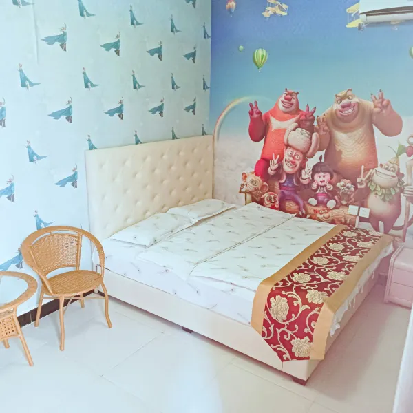 糖果酒店(西安西北大学南校区店)基本介绍-西安酒店预定一律低至6折