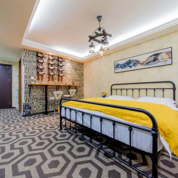 西安诺颜主题公寓(南稍门地铁站红会医院店)基本介绍-西安酒店预定一律低至6折