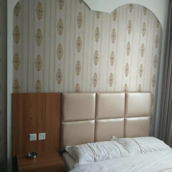 西安鸿亿家主题宾馆基本介绍-西安酒店预定一律低至6折