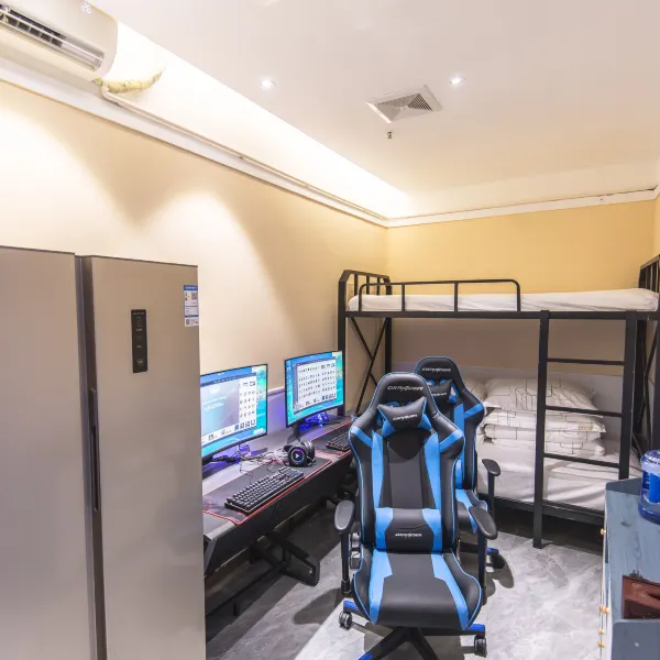 榕树电竞馆(文化路店)基本介绍-西安酒店预定一律低至6折