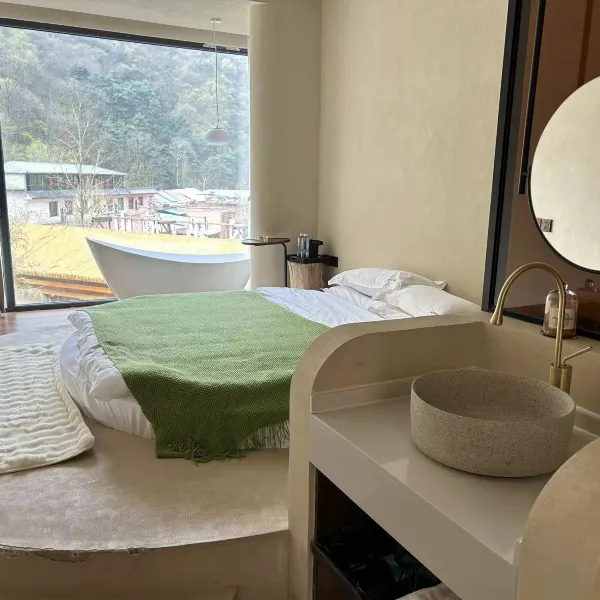 西安见楠山民宿基本介绍-西安酒店预定一律低至6折