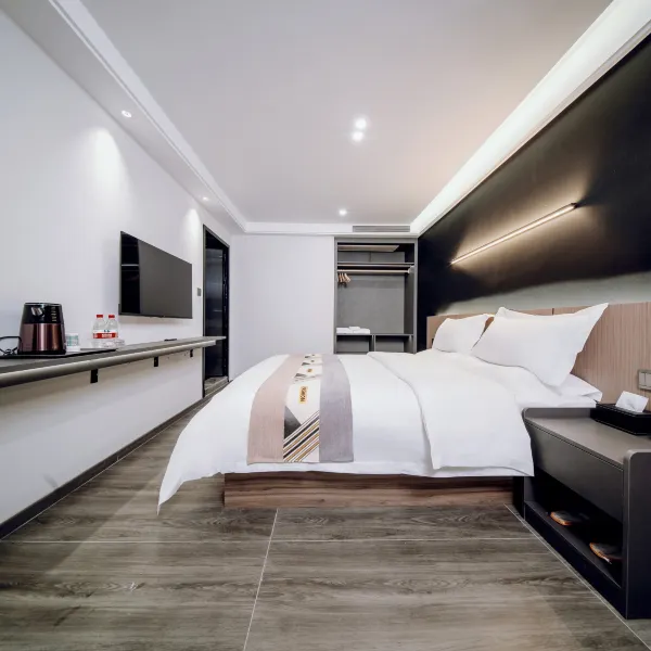 白鹿酒店(西安欧亚学院店)基本介绍-西安酒店预定一律低至6折