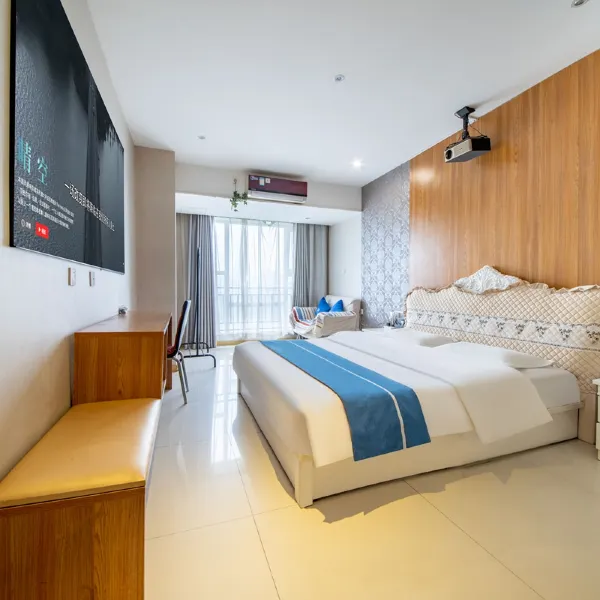 西安七色假日酒店(西电西工大学地铁站店)基本介绍-西安酒店预定一律低至6折