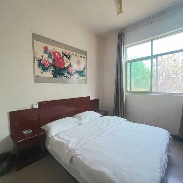 鑫源出租房基本介绍-西安酒店预定一律低至6折