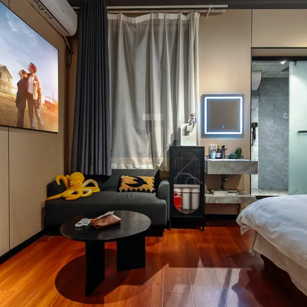 暖冬民宿(钟鼓楼回民街店)基本介绍-西安酒店预定一律低至6折