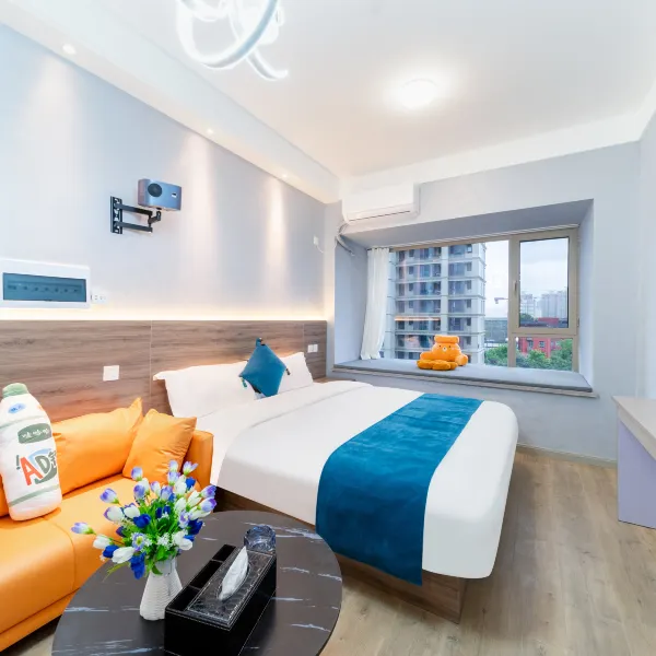 丽升·轻奢 | CITYDESIGNER·VIEW 巨幕零压臻品酒店(韩森寨店)基本介绍-西安酒店预定一律低至6折