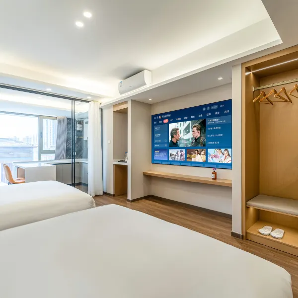 橡皮树H酒店(大雁塔店)基本介绍-西安酒店预定一律低至6折