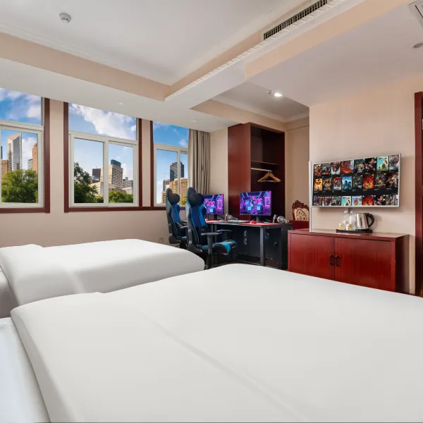 竞悦电竞民宿(西安电子正街安化门地铁站店)基本介绍-西安酒店预定一律低至6折