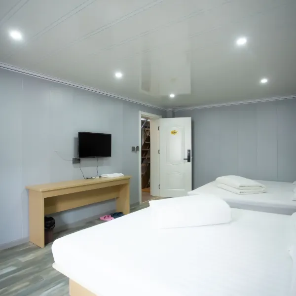 西安鹏鑫酒店基本介绍-西安酒店预定一律低至6折