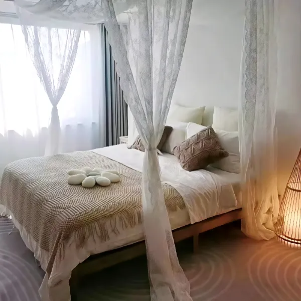 莫奈花间民宿(西安钟楼地铁站店)基本介绍-西安酒店预定一律低至6折