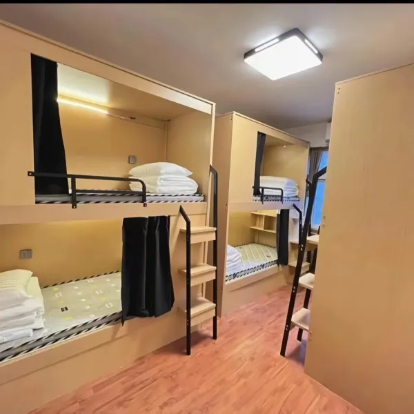 飞鸟青旅(西安大雁塔小寨店)基本介绍-西安酒店预定一律低至6折